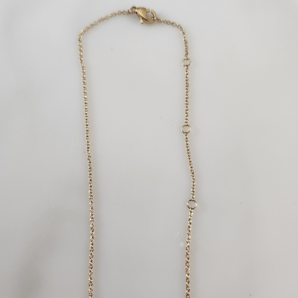 South Hill Gold Tone "MOM" Necklace - Picture 2 of 3